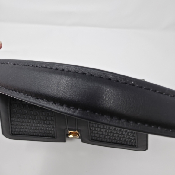 Karl Lagerfeld Paris Black Woven Leather Shoulder Bag Gold Clasp - Picture 4 of 10